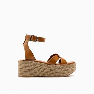 ❤️ZARA LEATHER WEDGE SANDALS